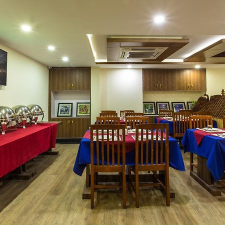 Hotel Kathmandu Inn Екстериор снимка